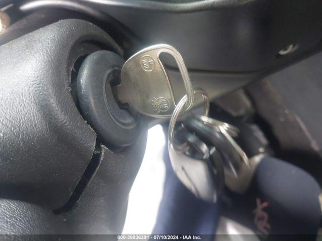 HUMMER H2 Suv Image 9