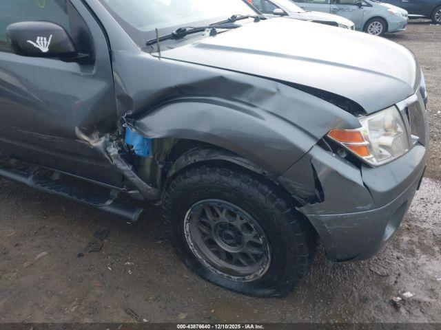 Nissan Frontier Sv Image 9