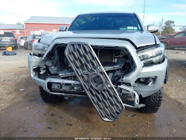 Toyota Tacoma Trd Off-road Image 3