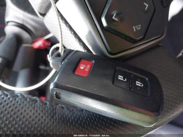 Toyota Tacoma Trd Off-road Image 14