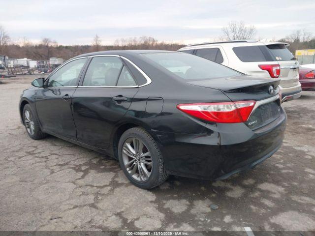 Toyota Camry Se Image 4