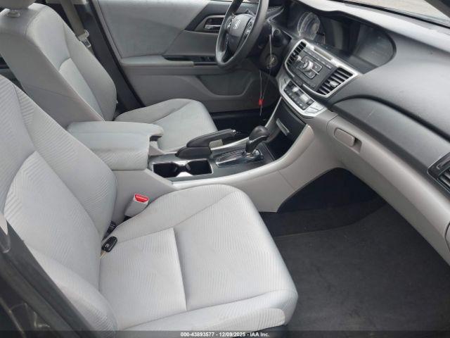 Honda Accord Lx Image 10