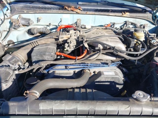 Toyota Tacoma Base V6 Image 9