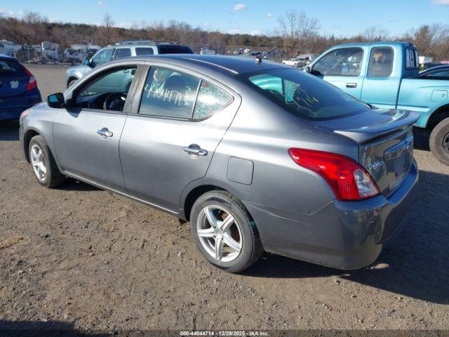 Nissan Versa 1.6 Sv Image 11