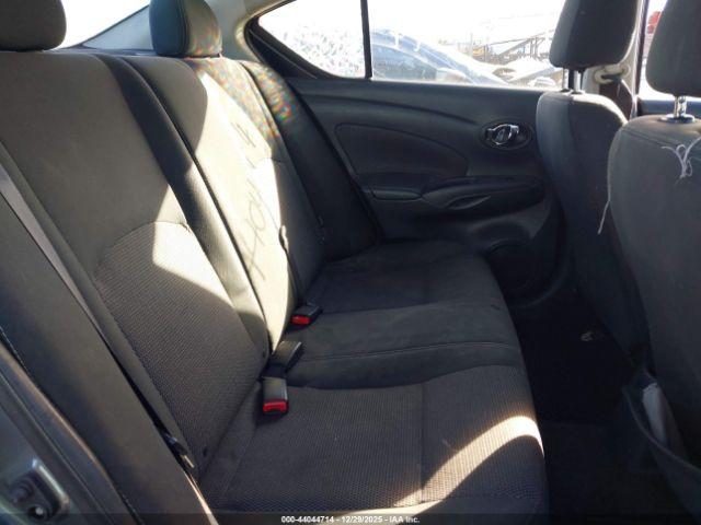 Nissan Versa 1.6 Sv Image 3