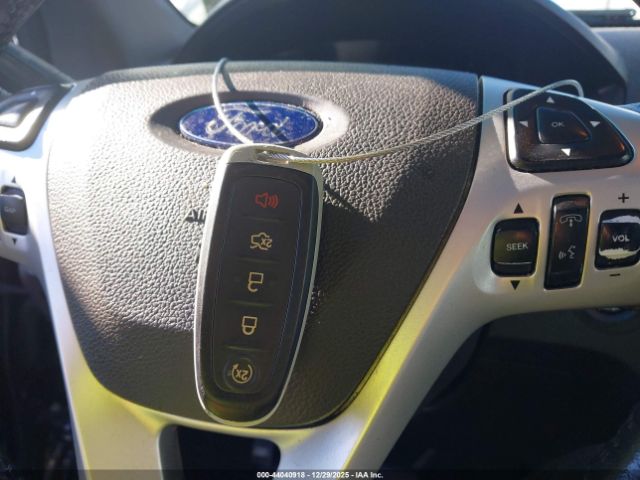 Ford Explorer Limited Image 12