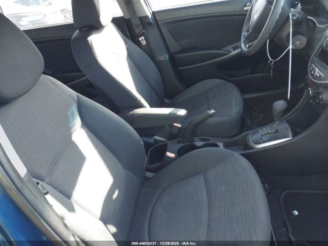 Hyundai ACCENT Gs Image 6