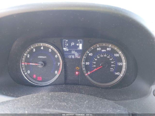 Hyundai ACCENT Gs Image 10