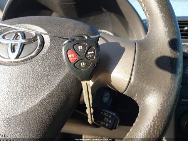 Toyota Corolla S Image 10