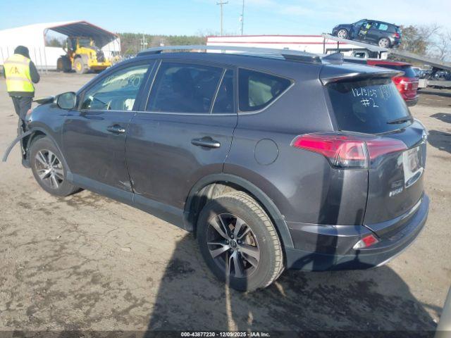 Toyota RAV4 Xle Image 8