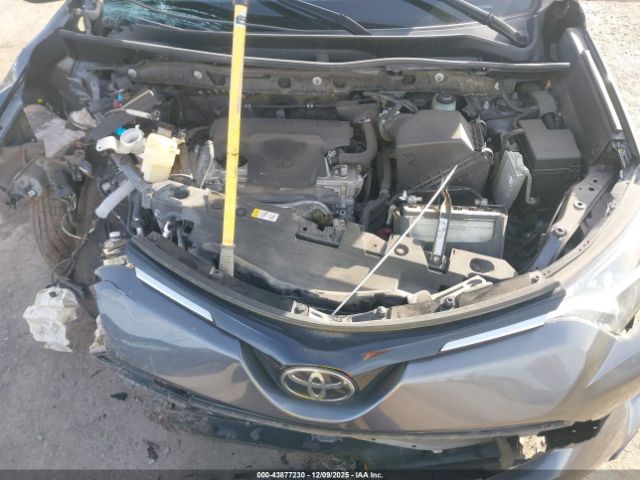 Toyota RAV4 Xle Image 16