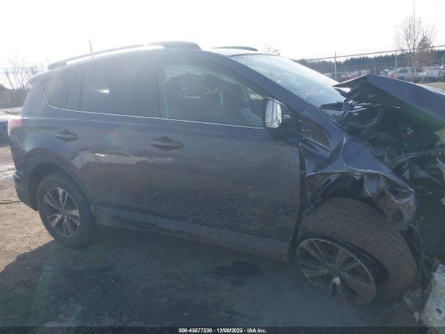 Toyota RAV4 Xle Image 6