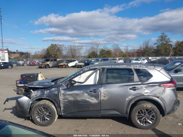 Nissan Rogue S Intelligent Awd Image 13