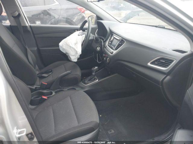 Hyundai ACCENT Se Image 3