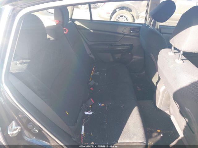 Subaru Impreza 2.0i Image 16