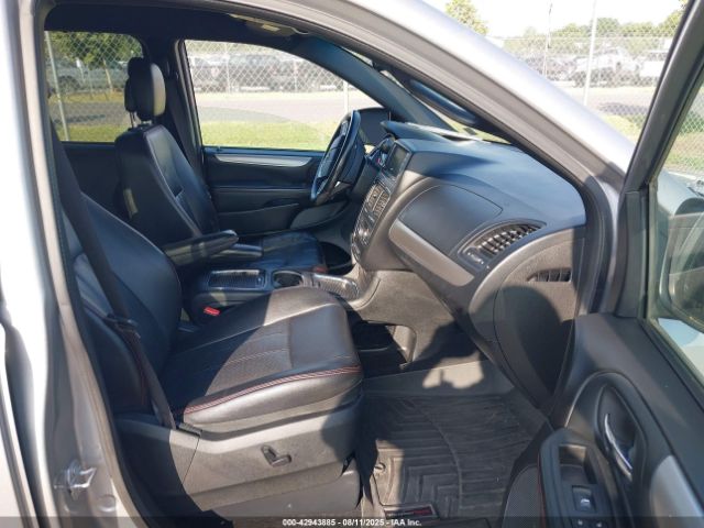 Dodge Grand Caravan Gt Image 8