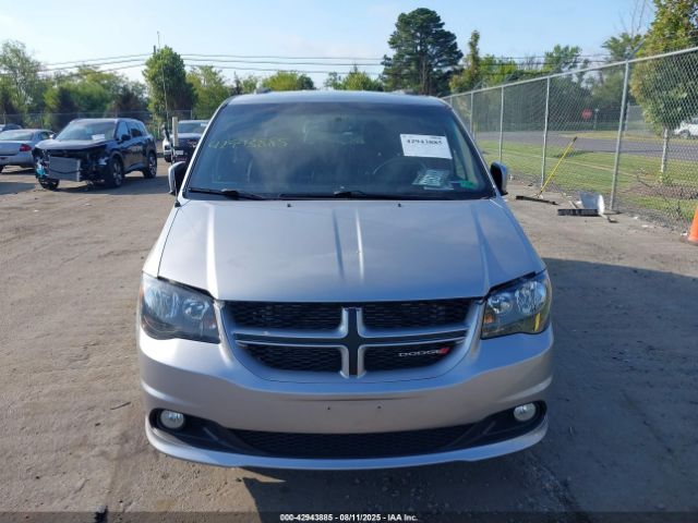 Dodge Grand Caravan Gt Image 13