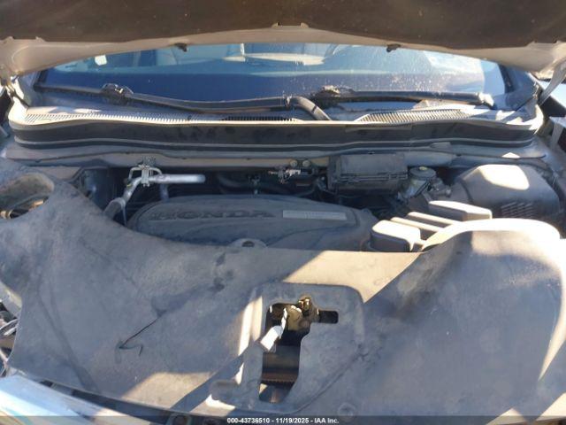 Honda Pilot Touring Image 15