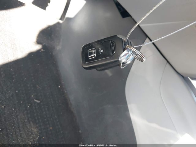 Honda Pilot Touring Image 2