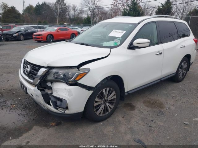 Nissan Pathfinder S Image 3