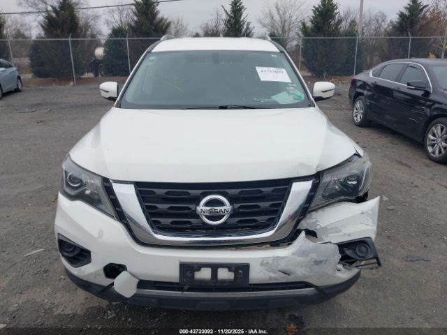 Nissan Pathfinder S Image 11