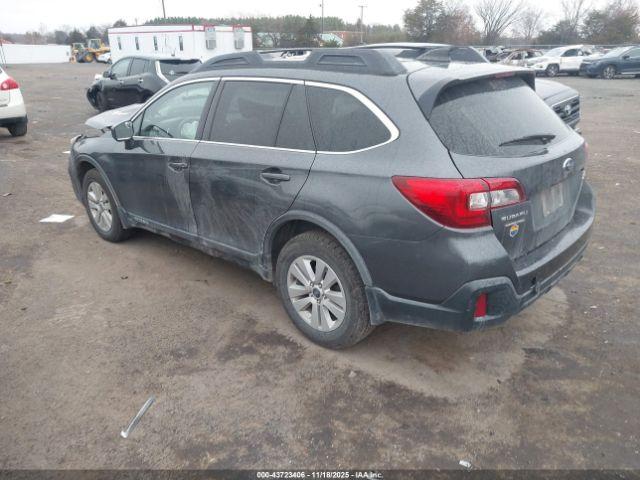 Subaru Outback 2.5i Premium Image 12