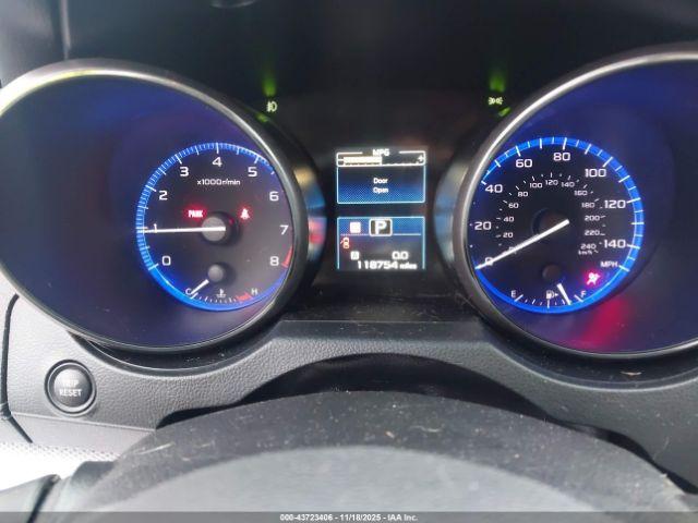 Subaru Outback 2.5i Premium Image 8