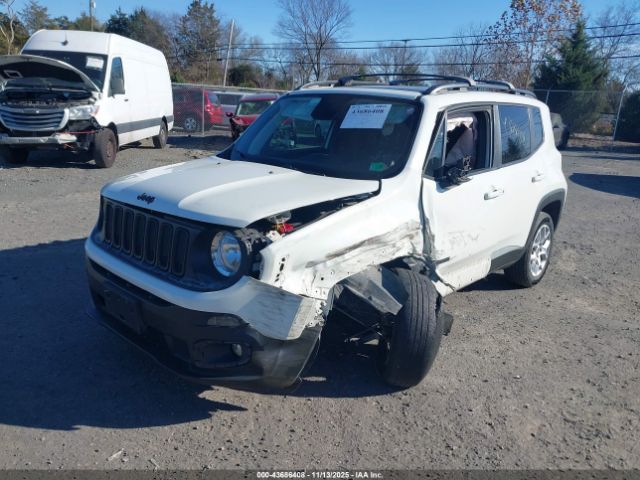 Jeep Renegade Latitude 4x4 Image 14