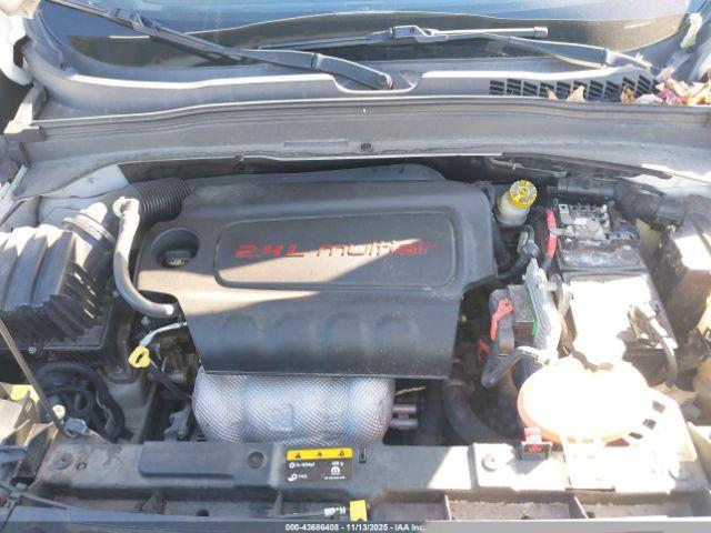 Jeep Renegade Latitude 4x4 Image 7