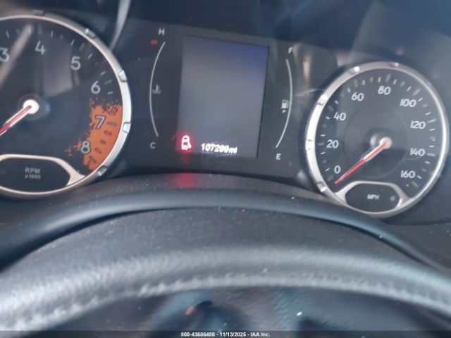 Jeep Renegade Latitude 4x4 Image 10