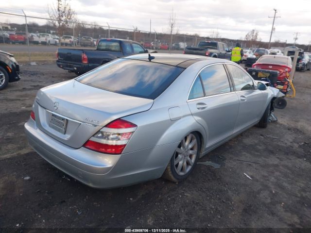 Mercedes-Benz S-Class 4matic Image 7