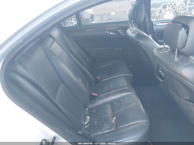 Mercedes-Benz S-Class 4matic Image 5