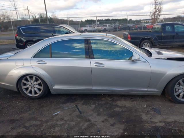 Mercedes-Benz S-Class 4matic Image 17