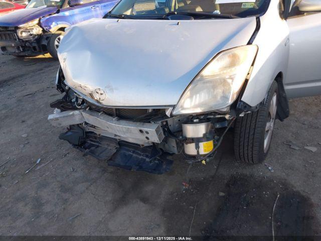 Toyota Prius Touring Image 10