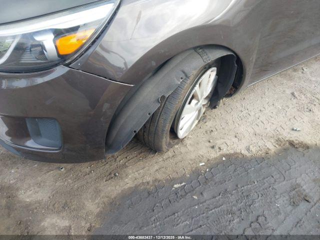 Kia Sedona Lx Image 13