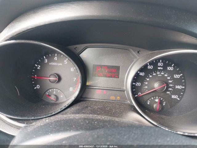 Kia Sedona Lx Image 3