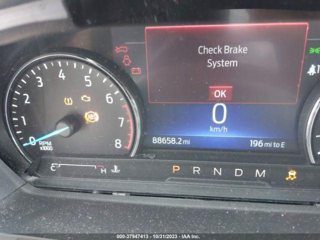 Ford Explorer Xlt Image 8