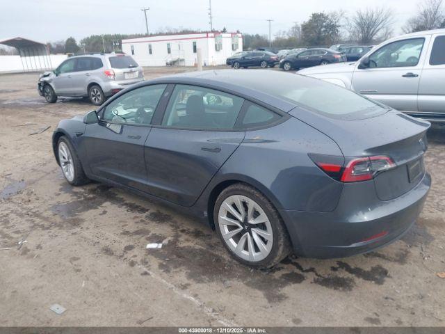 Tesla Model 3 Long Range Dual Motor All-wheel Drive Image 3