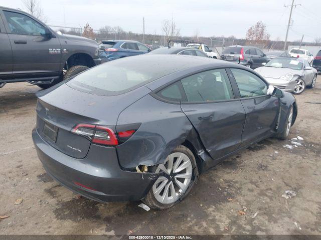 Tesla Model 3 Long Range Dual Motor All-wheel Drive Image 6