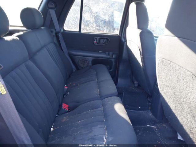 Chevrolet Blazer Ls Image 10