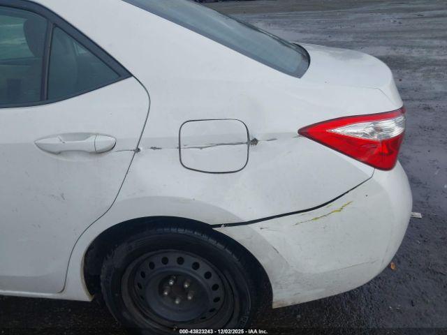 Toyota Corolla Le Image 9