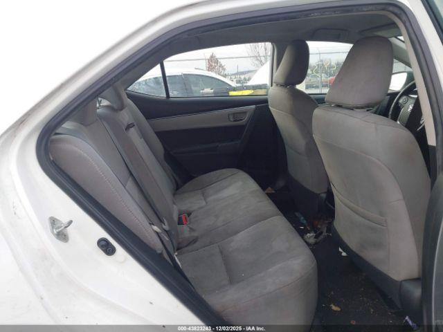 Toyota Corolla Le Image 10