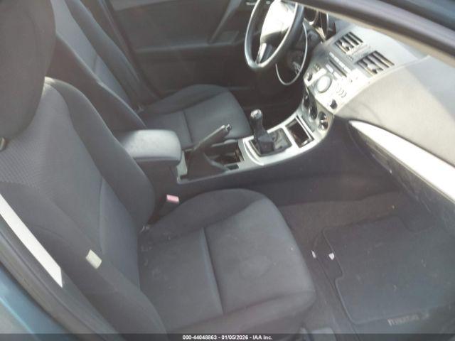 Mazda Mazda3 I Touring Image 2