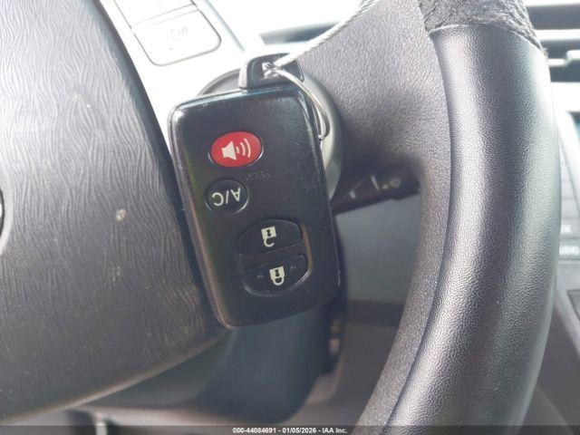 Toyota Prius Iii Image 11