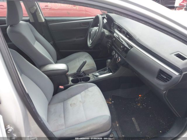 Toyota Corolla L Image 2