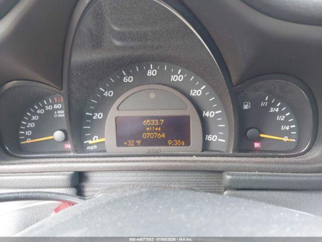 Mercedes-Benz C-Class Kompressor Sport Image 5