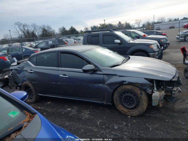 Nissan Altima 2.5 S Image 16