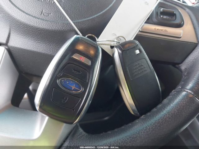 Subaru Outback 2.5i Limited Image 8