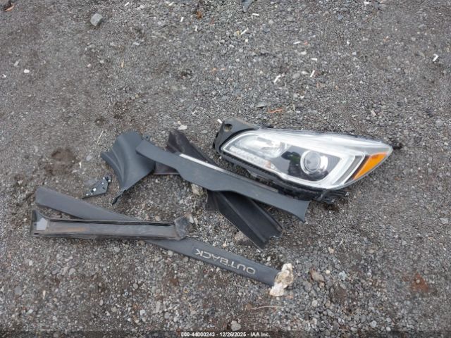 Subaru Outback 2.5i Limited Image 11