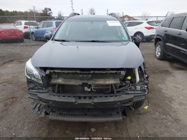 Subaru Outback 2.5i Limited Image 13